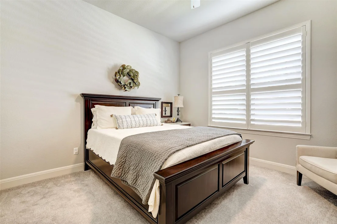 Photo of 400 Canyon View RD