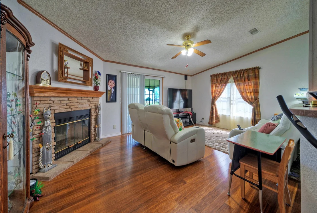 Photo of 901 County Road 134 RD