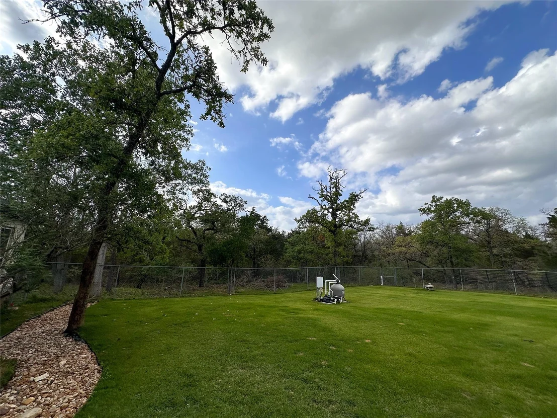 Photo of 368 Woodlands DR