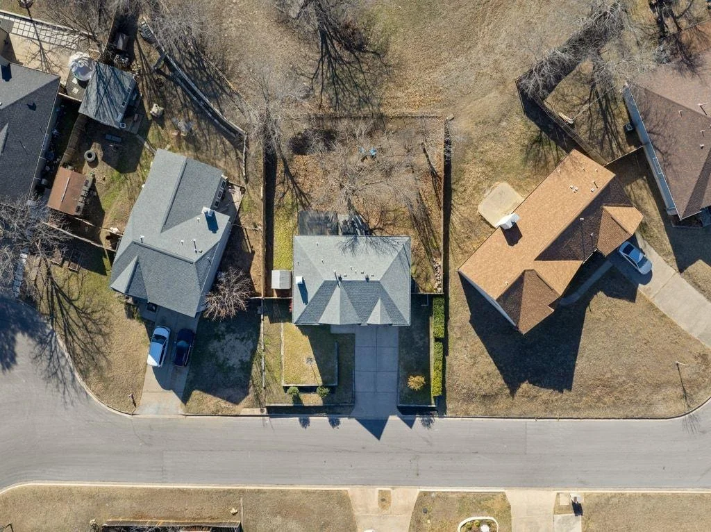 Photo of 1506 Clearview LOOP