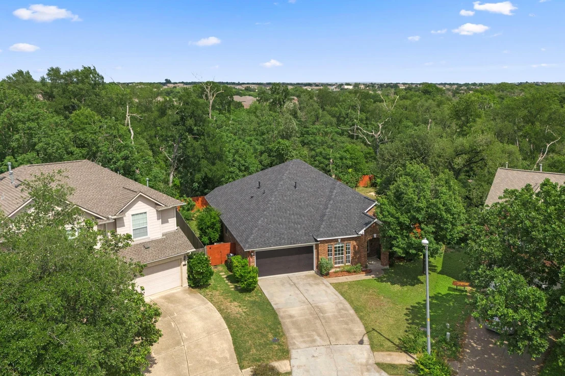 Photo of 3208 Sycamore CV