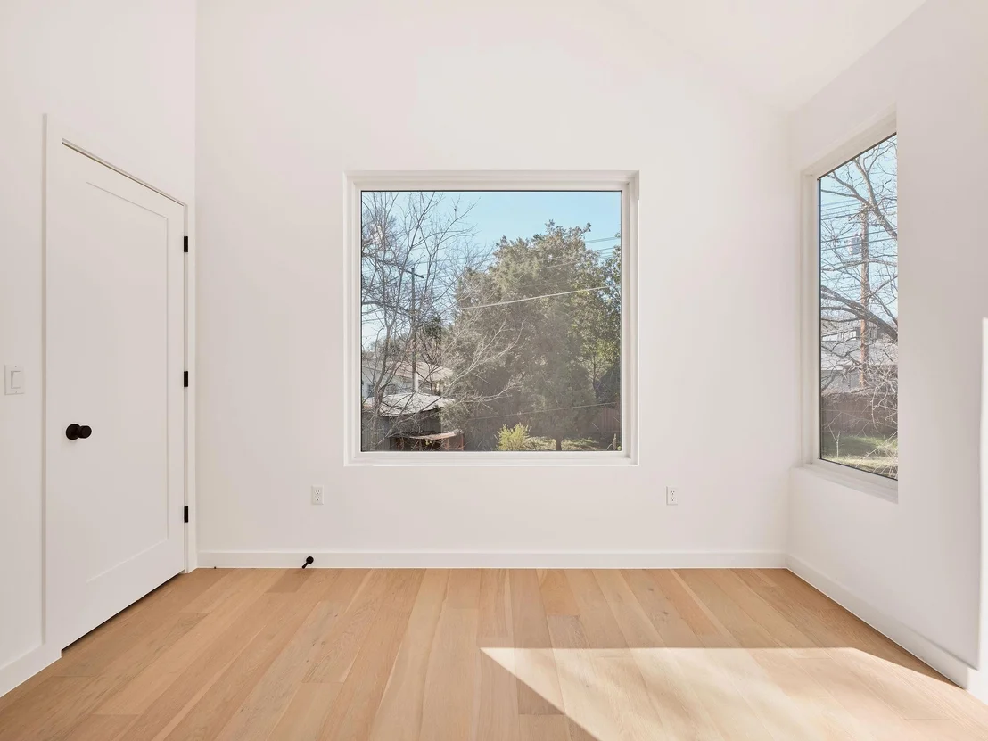 Photo of Unit 2 at 3209 Dolphin Dr