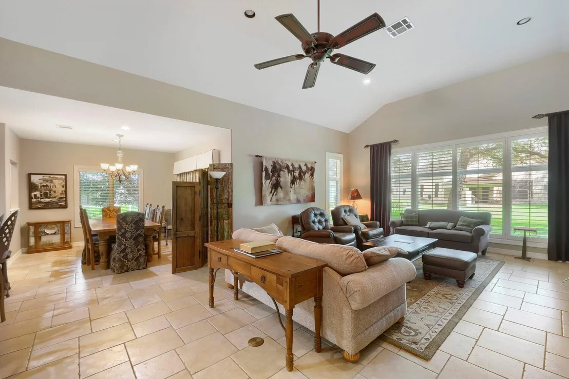 Photo of 2422 Founders CIR