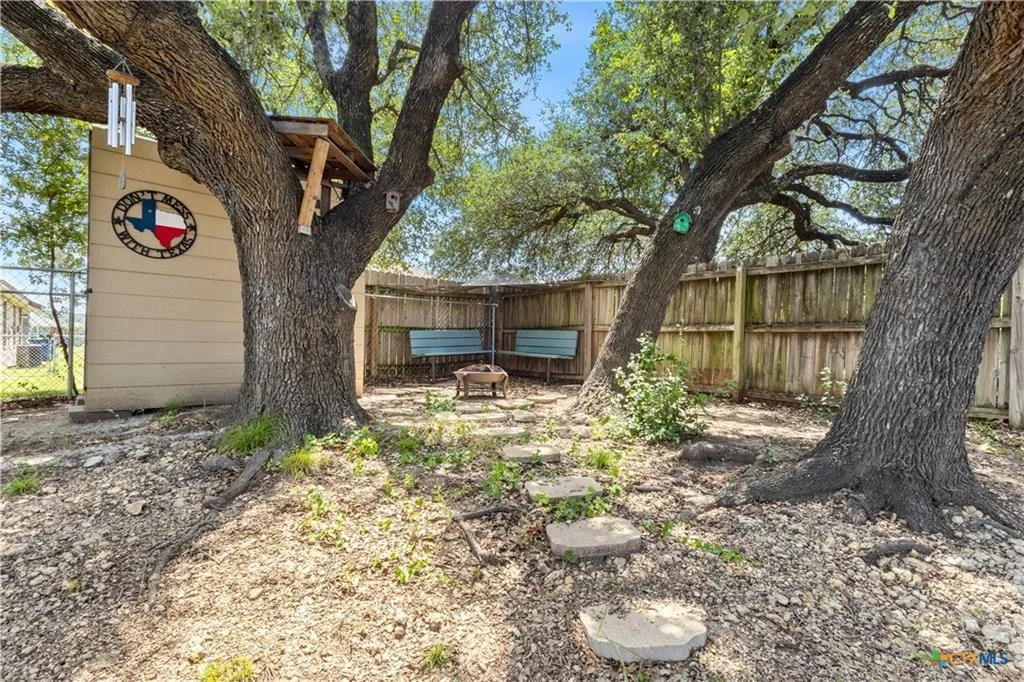 Photo of 2903 Curtis DR