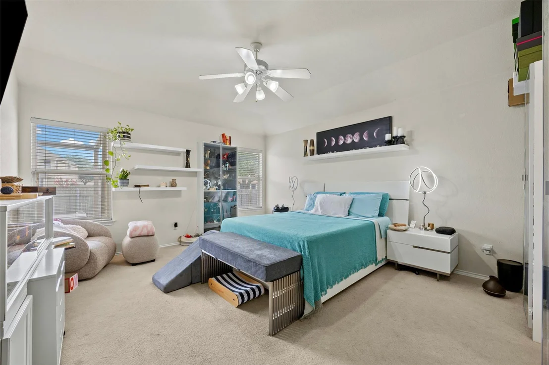 Photo of 1313 Laurelleaf DR
