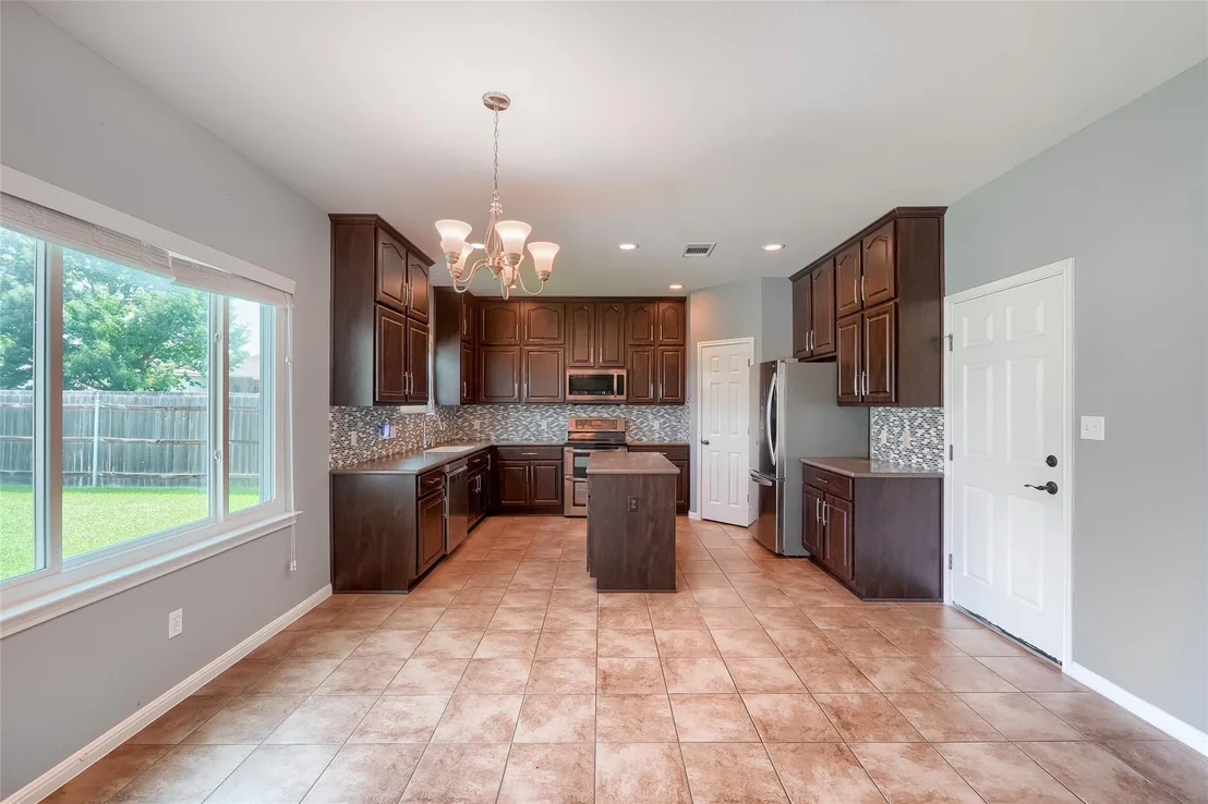 Photo of 7813 Squirrel Hollow DR