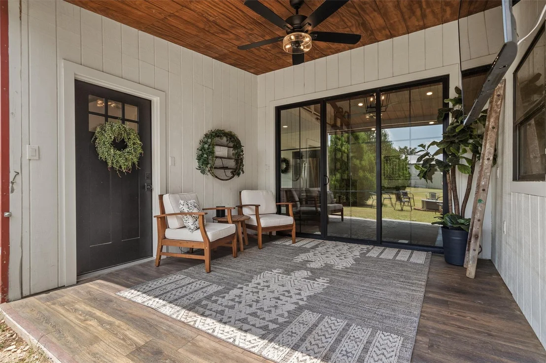 Photo of 323 Patricia RD