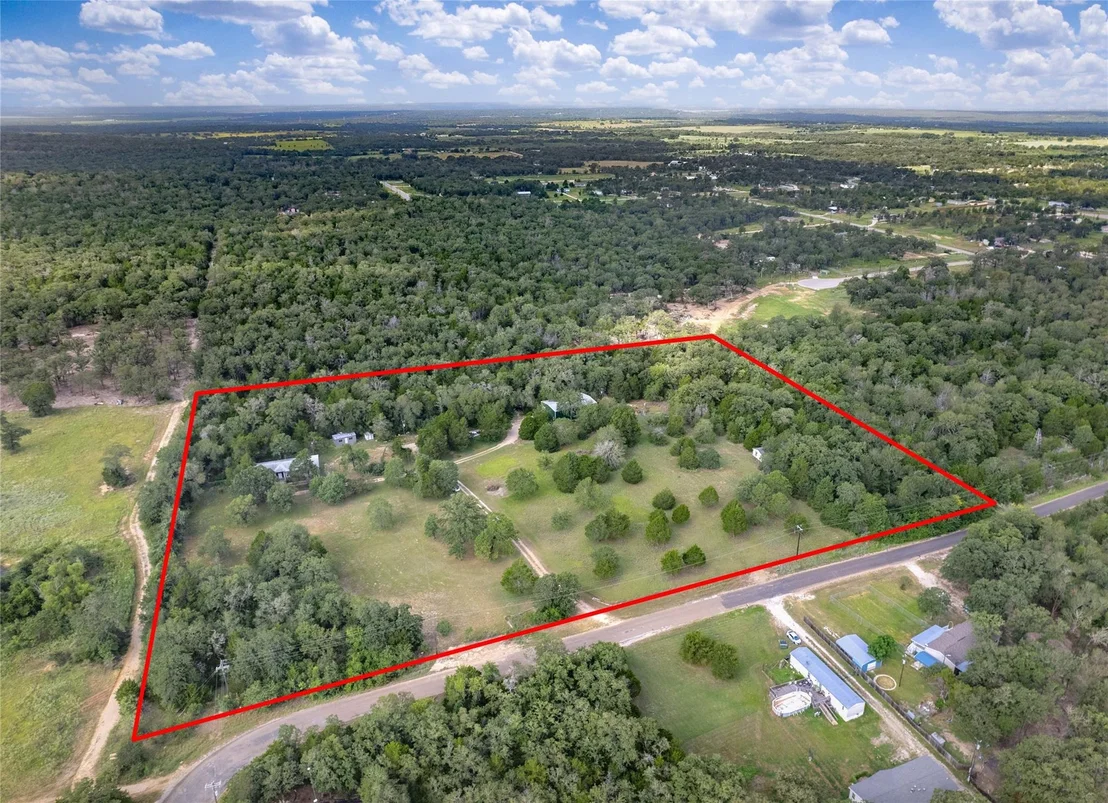 Photo of 155 Hidden Oaks LOOP