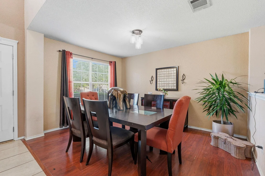 Photo of 12800 Wedding DR