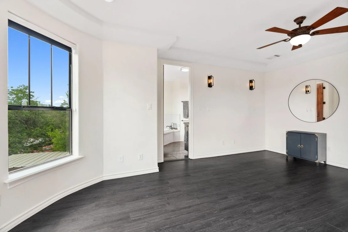 Photo of 8117 Joy RD