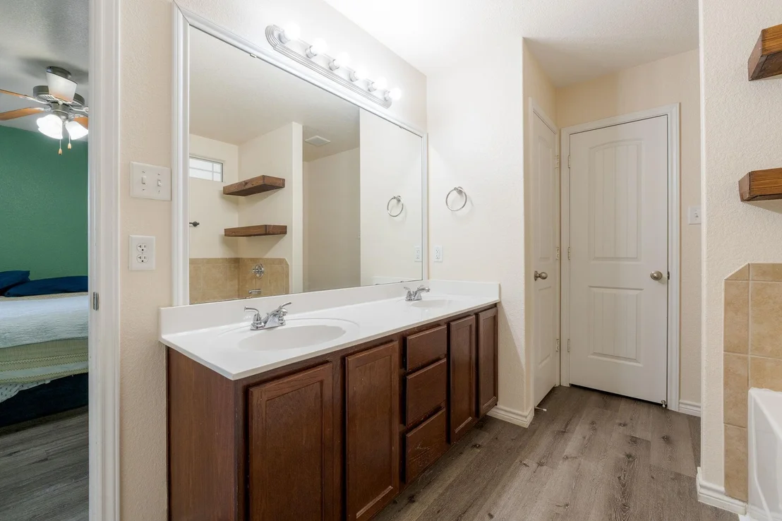 Photo of 2303 Mike DR
