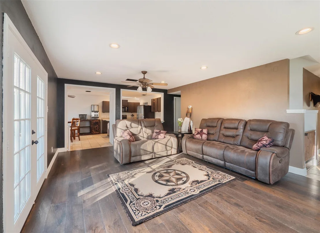 Photo of 401 Bello DR