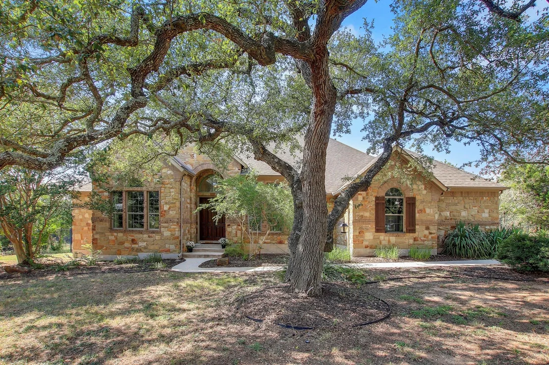 Photo of 272 Pine Post CV