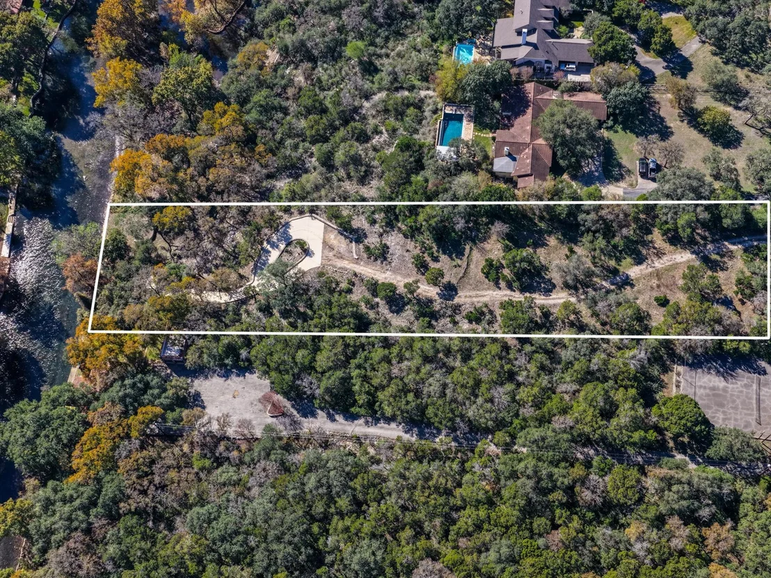 Photo of 476 Lakeview BLVD