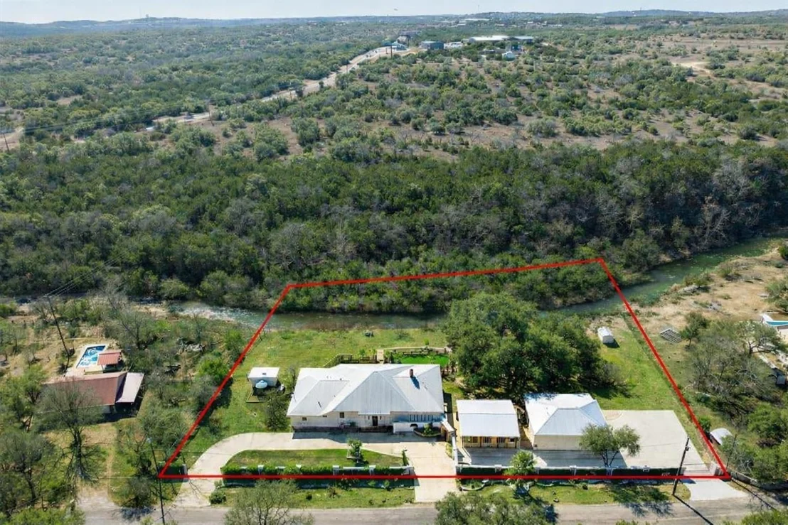Photo of 340 Barton Ranch RD