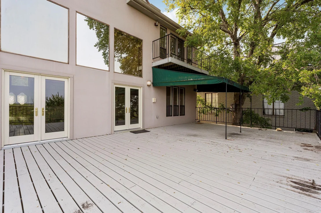 Photo of 5914 N West PL