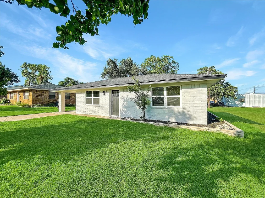 Photo of 206 Summit ST