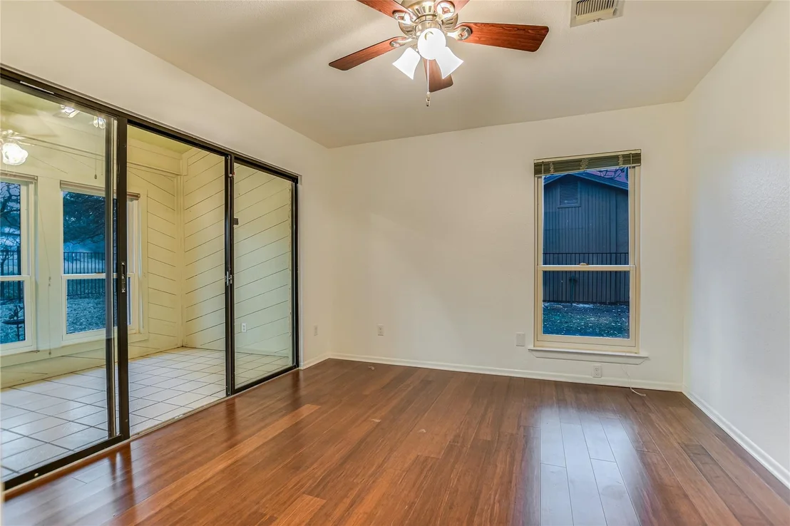 Photo of 204 Blue Ground