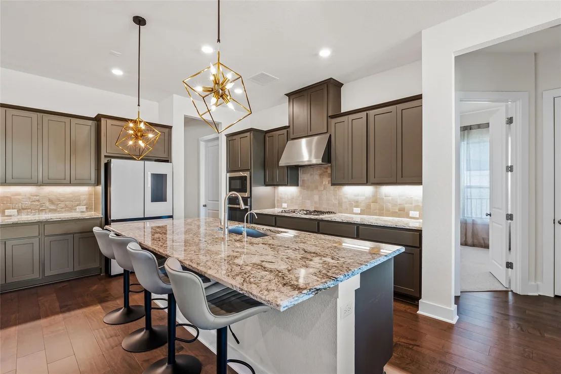 Photo of 921 Trevi Fontana DR