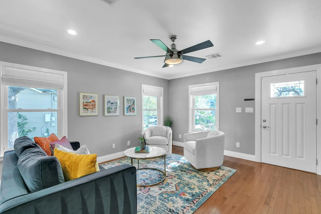 Photo of 1308 KINNEY Ave
