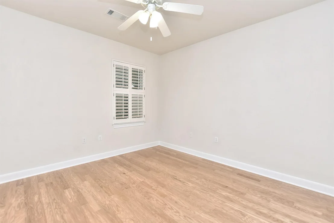 Photo of 103 Blanco CV
