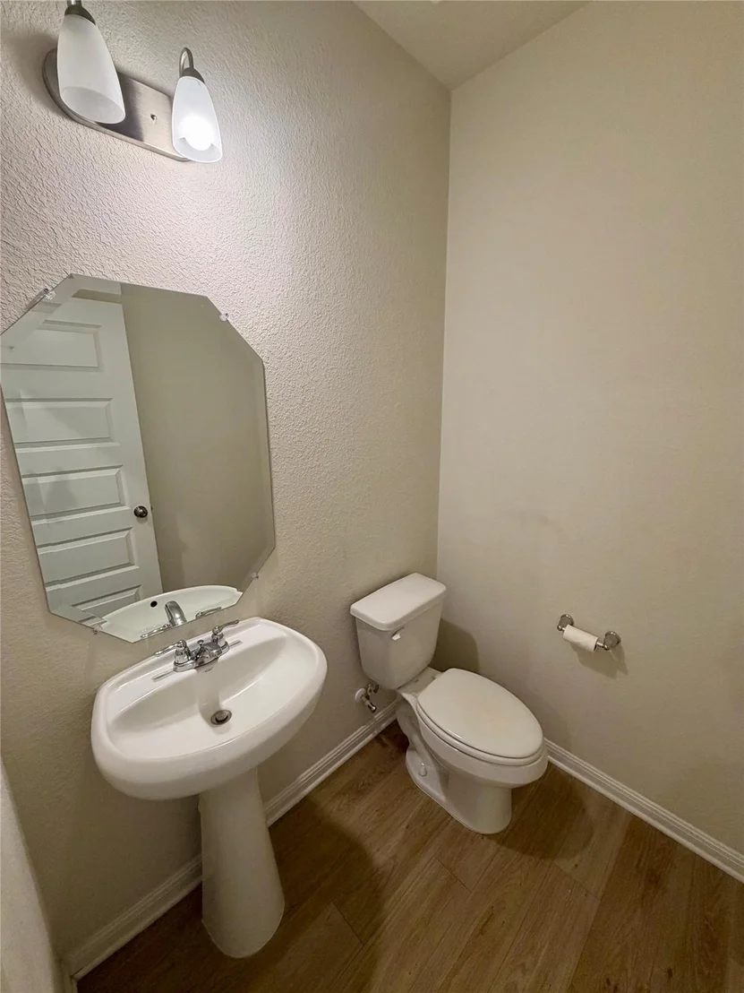 Photo of 305 Tolo DR