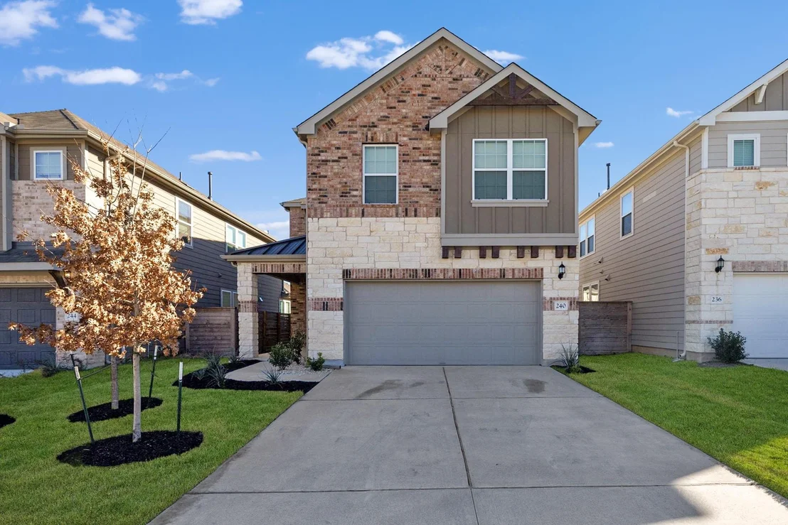 Photo of 240 Harbors LN