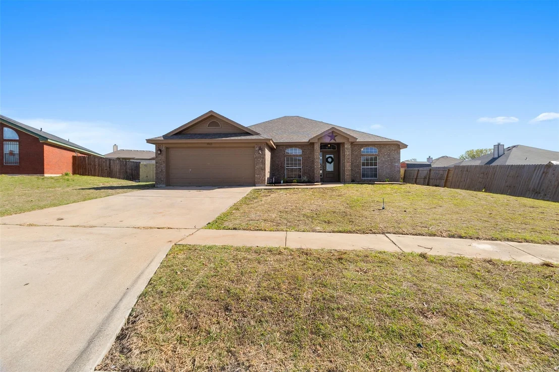 Photo of 3903 Mustang DR