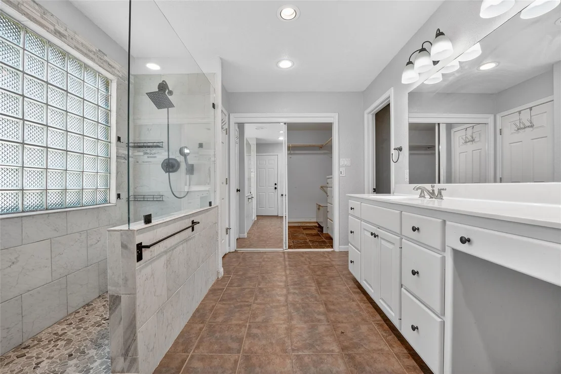 Photo of 203 Oxbow TRL