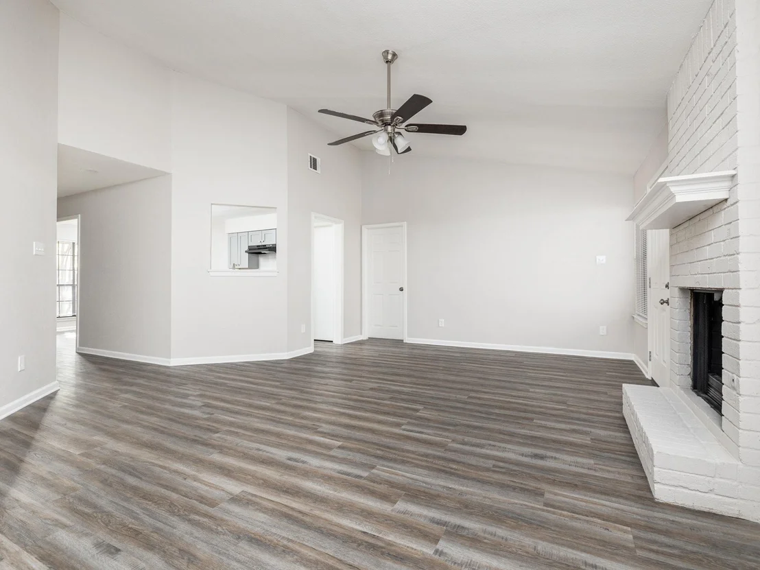 Photo of 1816 Provident LN