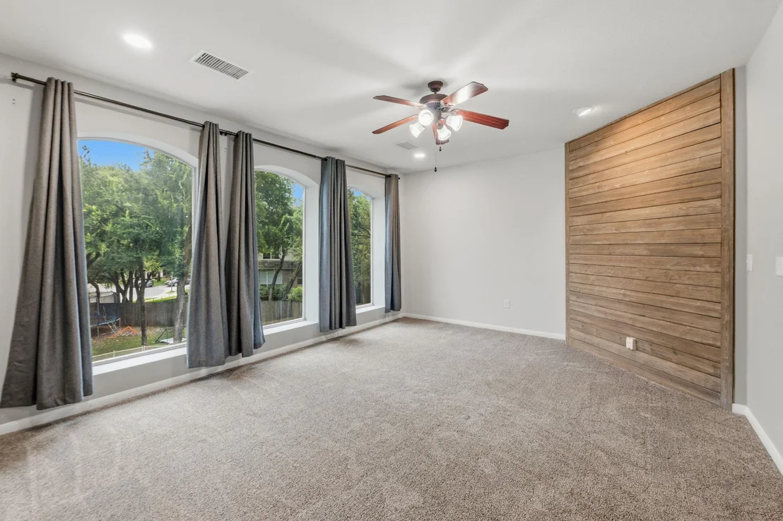 Photo of 1239 Pine Forest CIR