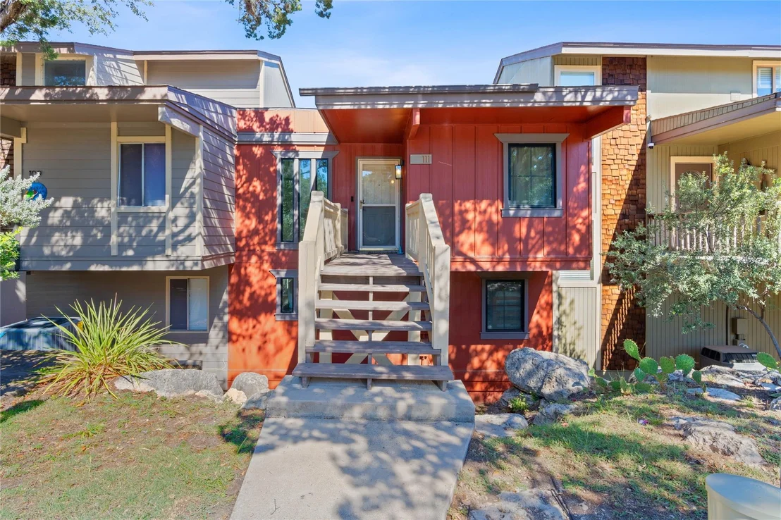 Photo of 111 Comanche PT