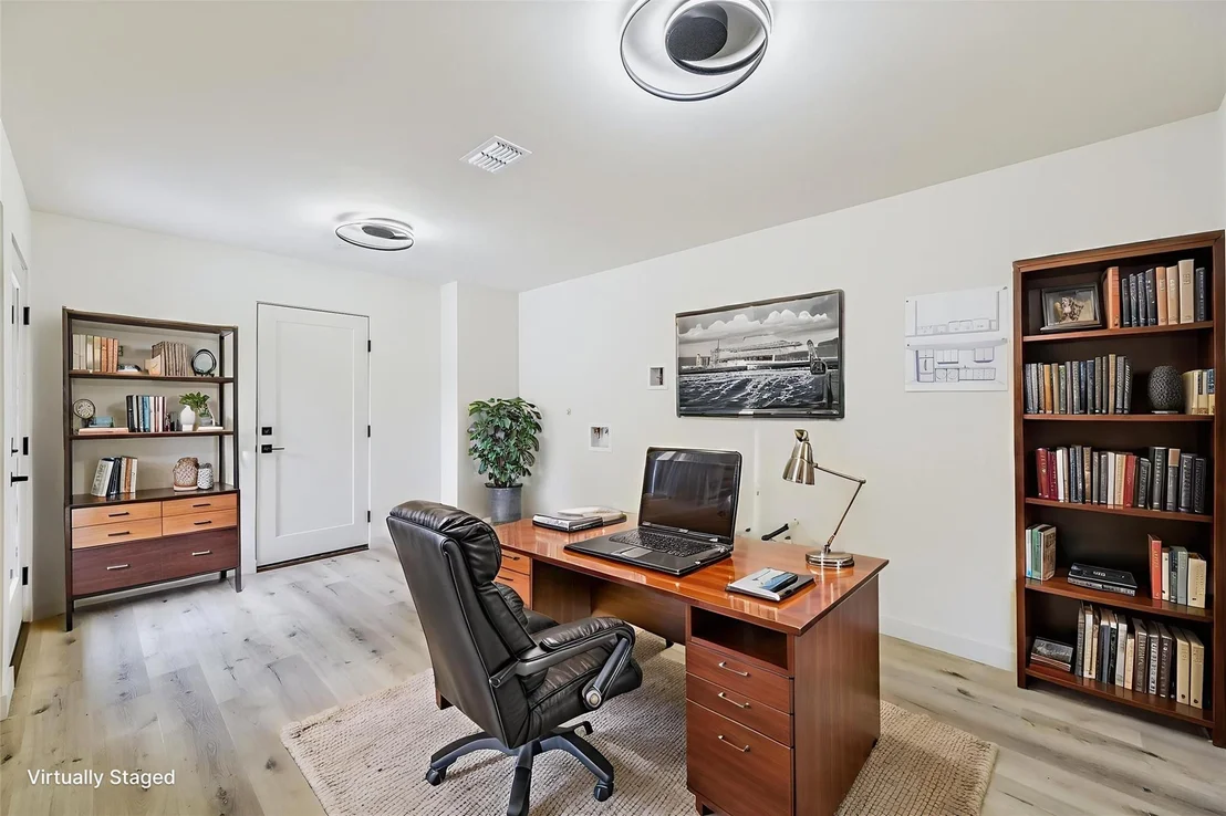 Photo of 2615 Pembrook TRL
