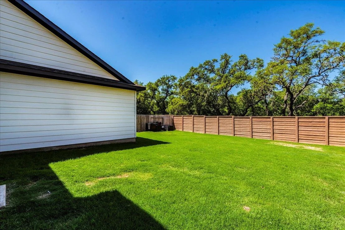 Photo of 288 Smithsonian LN