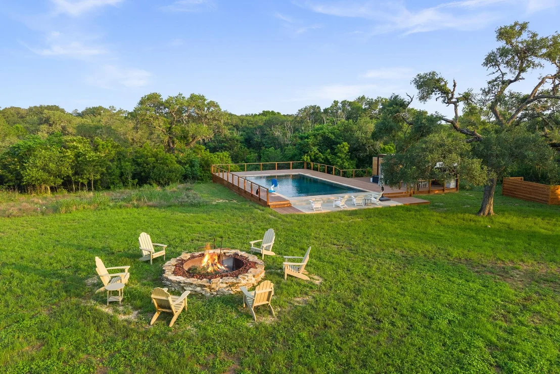 Photo of 622 Thousand Oaks LOOP