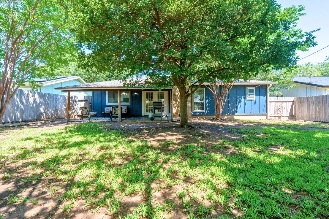 Photo of 907 Cactus DR