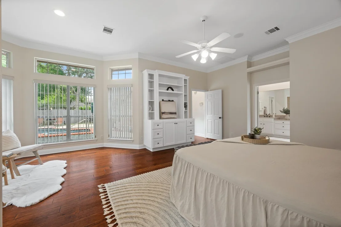 Photo of 8141 Jester BLVD