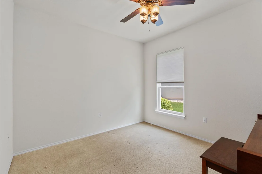 Photo of 215 Crockett LOOP