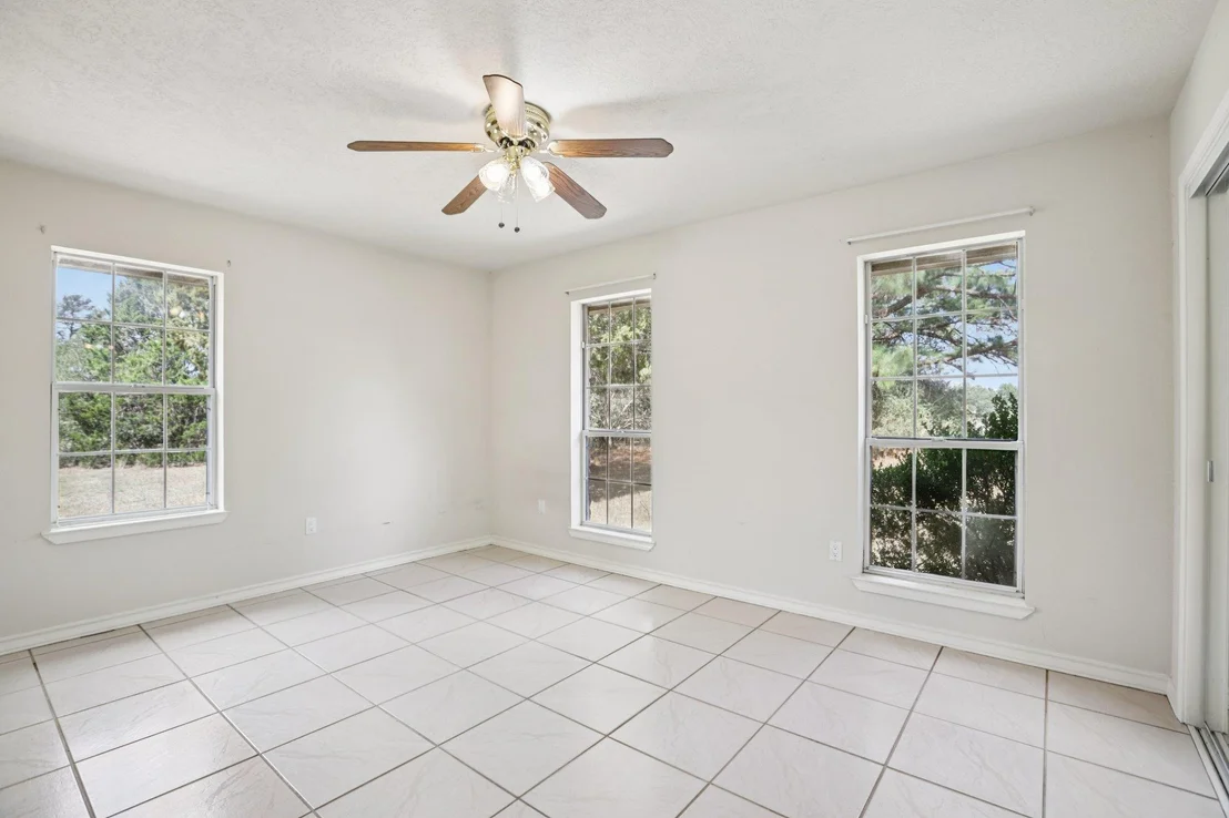 Photo of 105 Daisy LN