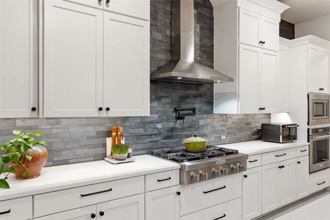 Photo of 617 Rawson BND
