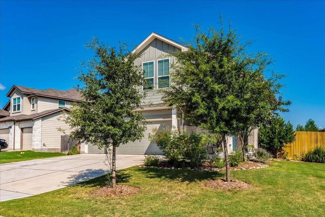 Photo of 226 Silver Springs BND