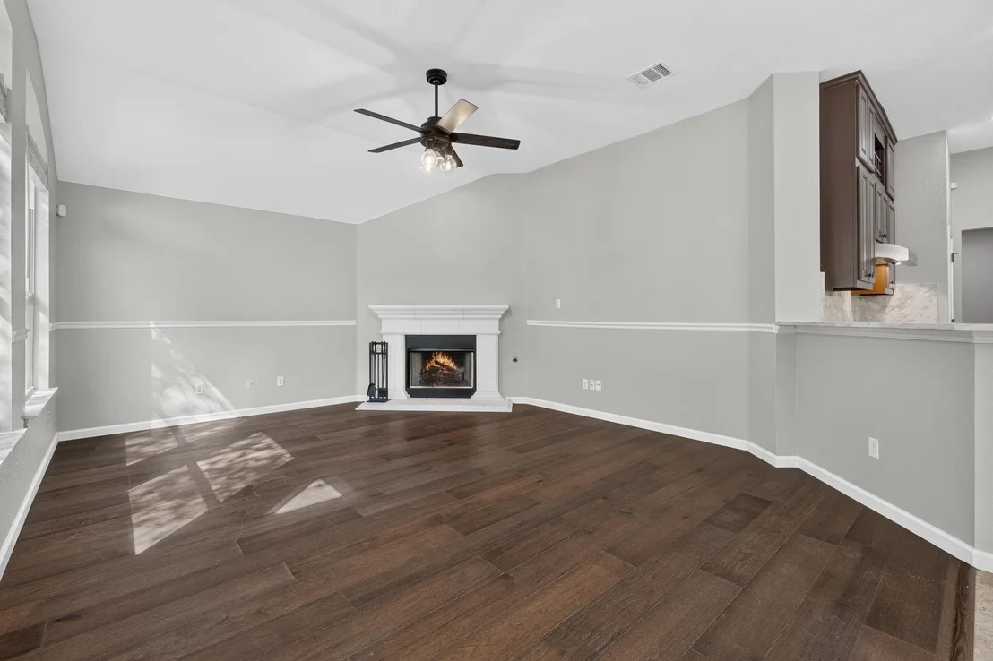 Photo of 1004 Applerock
