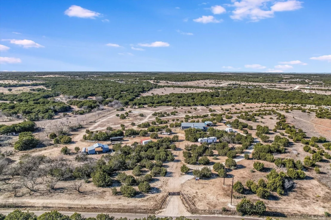 Photo of 5450 County Road 202