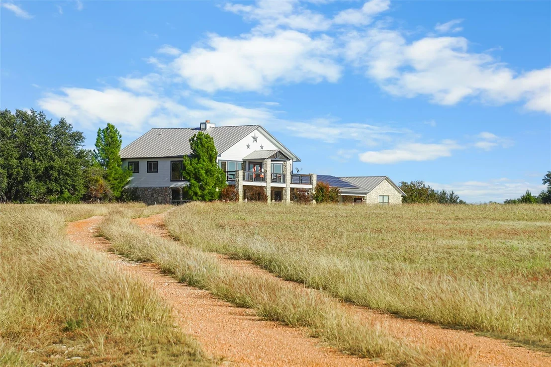 Photo of 6588 Starks RD