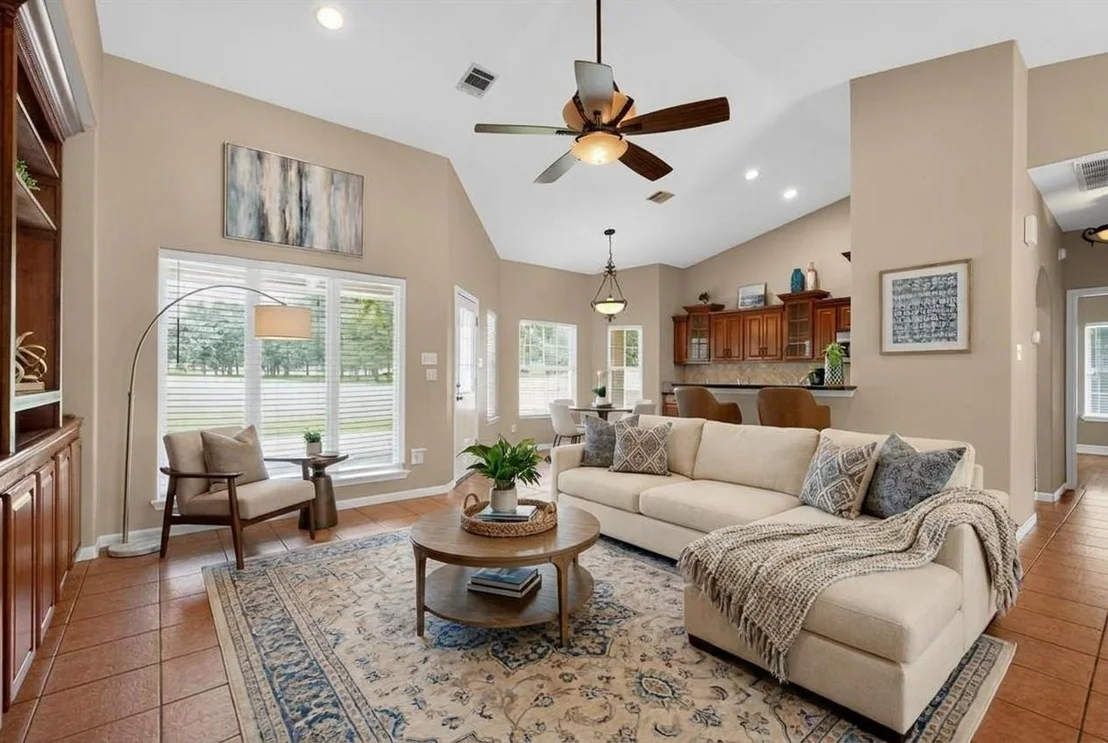 Photo of 410 Pinehurst DR