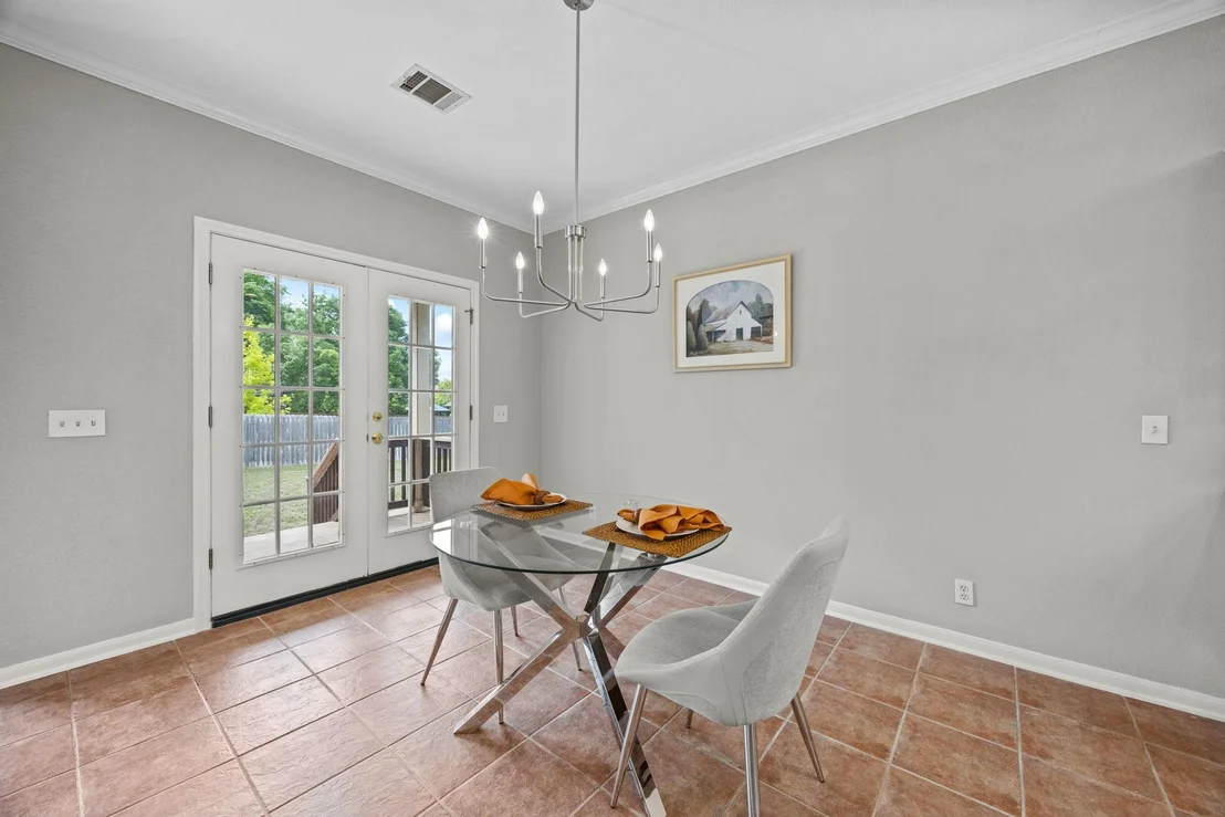 Photo of 1107 Saint John CT