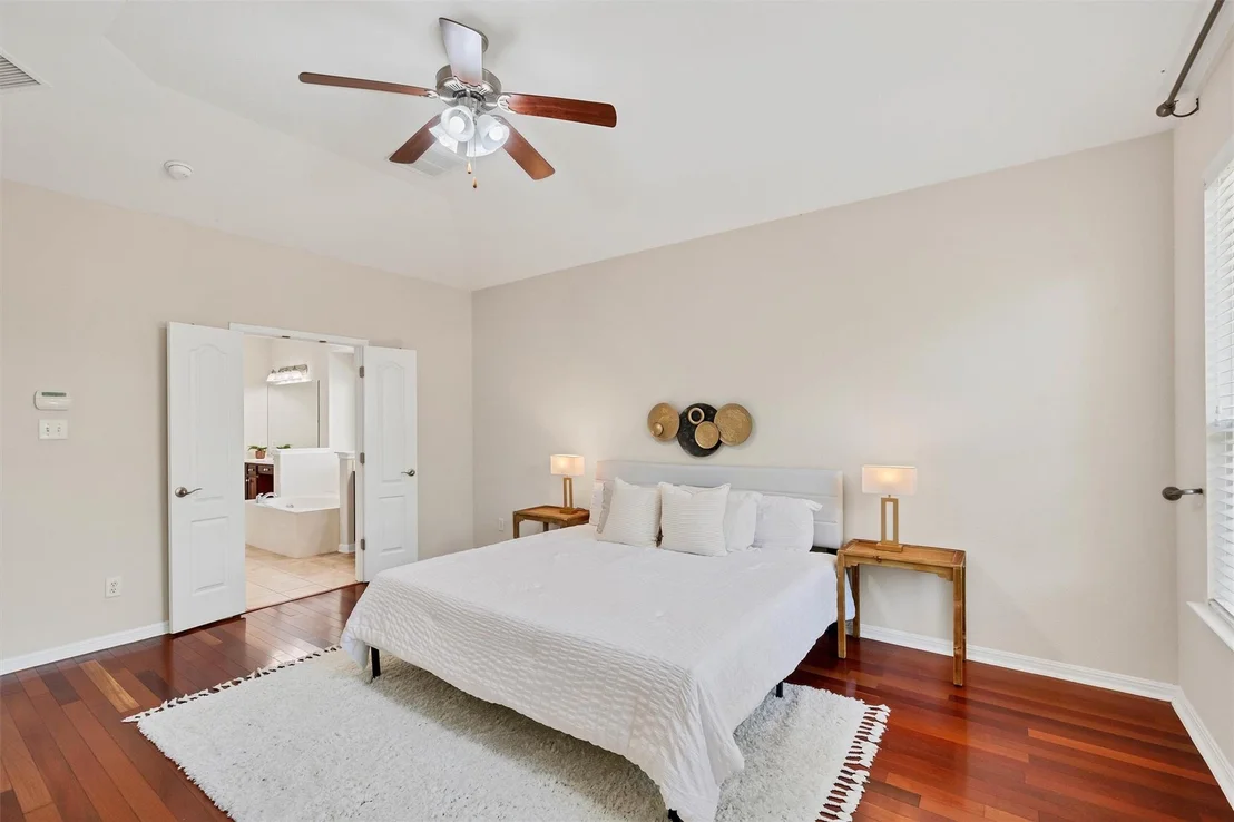 Photo of 4100 Deer Tract ST