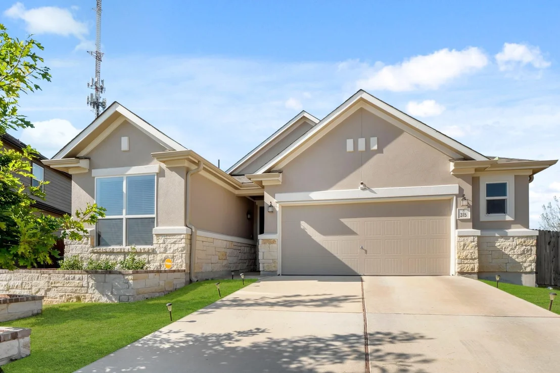Photo of 315 Mauve LN
