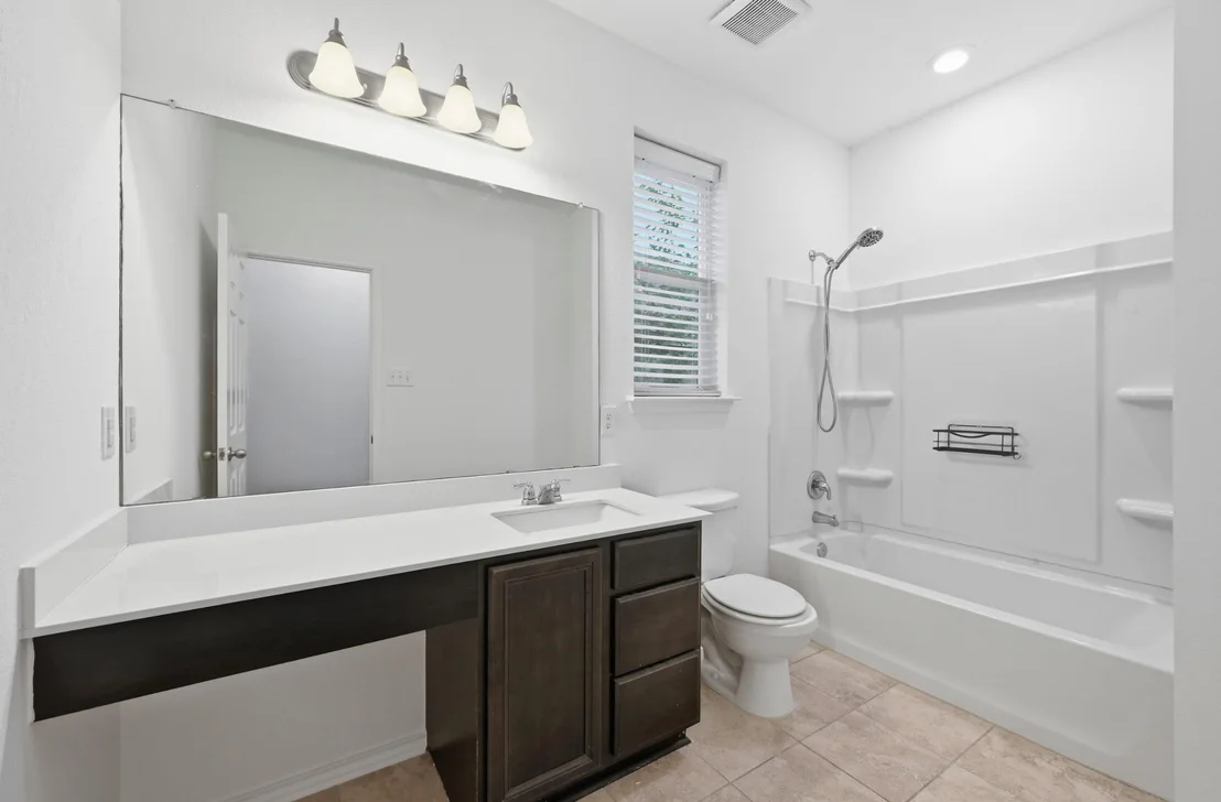 Photo of 160 Phillips DR