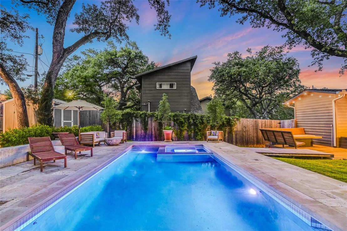 Photo of 2410 Thornton RD